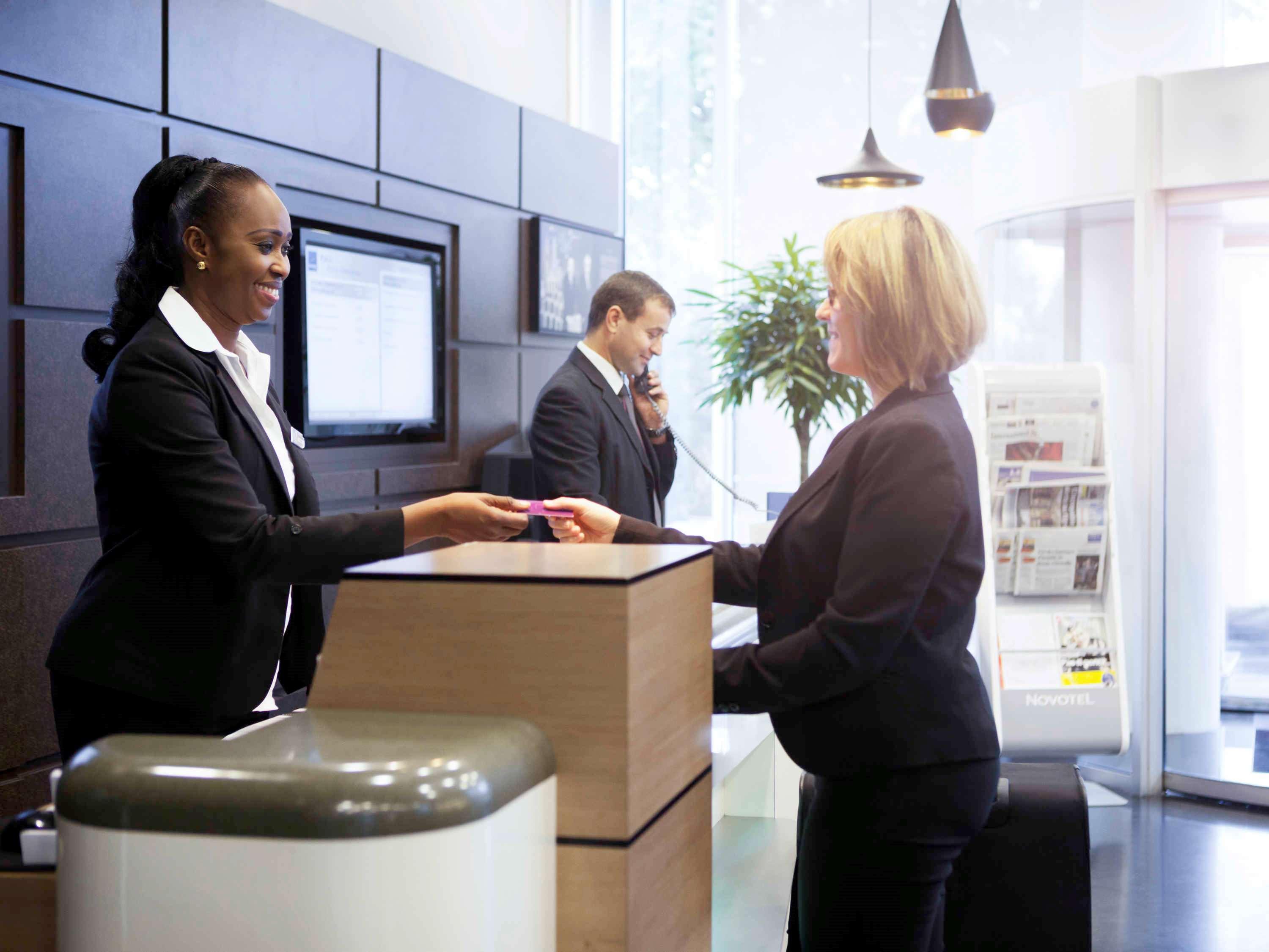 Novotel Paris 17 Luaran gambar