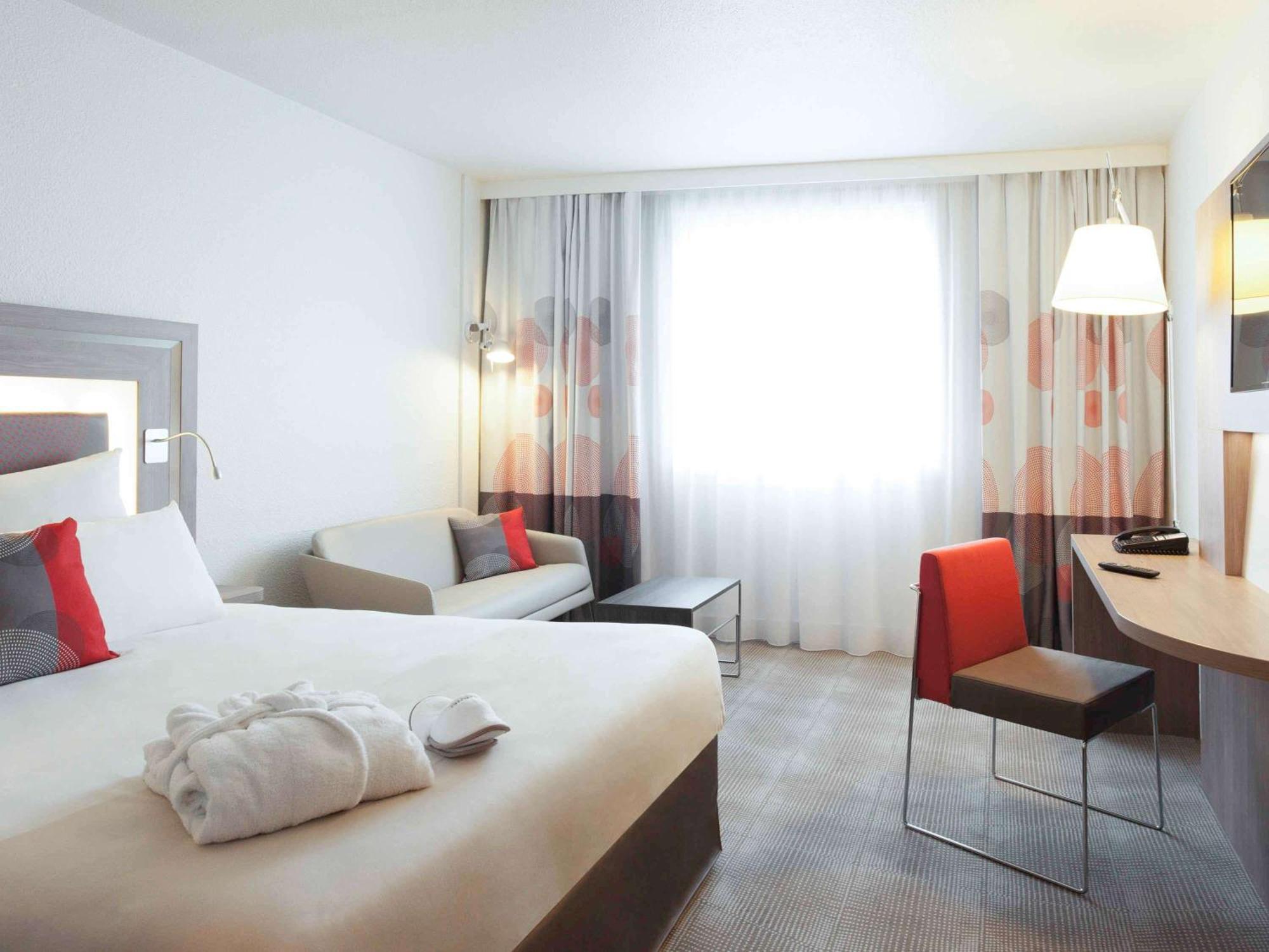 Novotel Paris 17 Luaran gambar